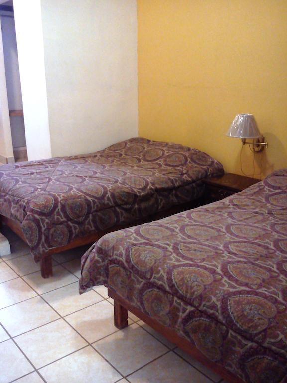 Hotel Los Balcones Parras de la Fuente Værelse billede